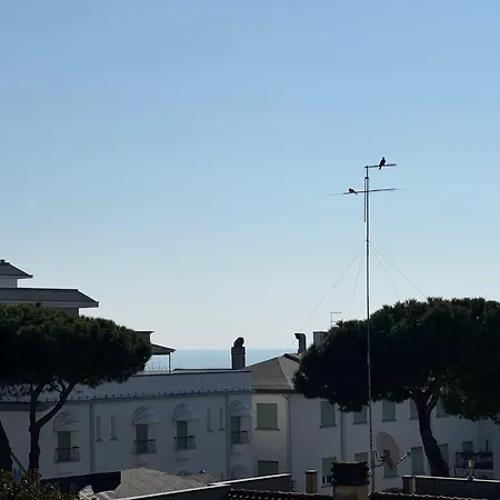 Marconi Deluxe - Attico A Due Passi Dal Mare Appartamento *